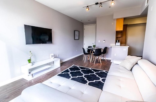 Wilshire Montana Apartment | Santa Monica
