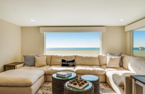 Hollywood Beach House | Savor the View