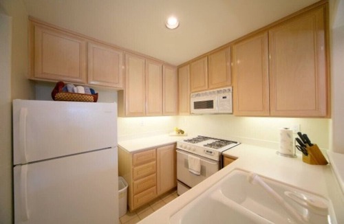 East Beach Apartment | Sea Otter in Por La Mar by the beach