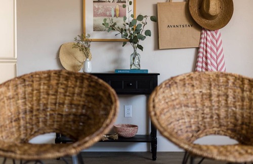 La Jolla Apartment | Seashore V by AvantStay Sleek La Jolla Flat 5mins from the Beach!