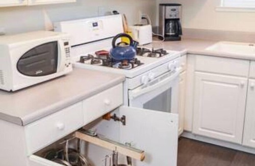 Seaside House | Seaside Family House - Sleeps 6 on Monterey Peninsula