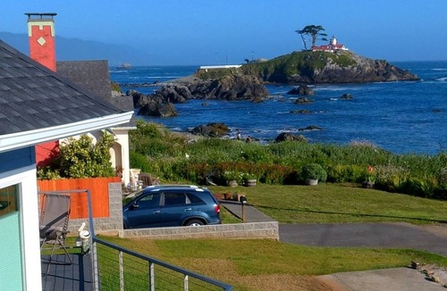 Crescent City House | Seaside Vacation Rental Fantastic Ocean and Battery Point light House veiws