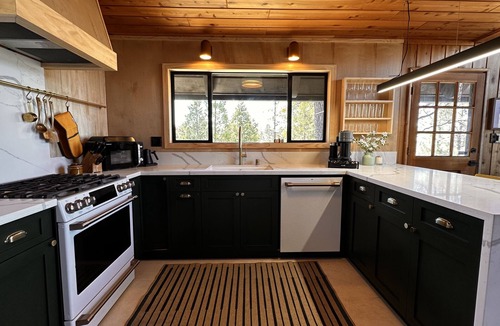 Riverside County Cabin | Secluded A-frame Cabin in Idyllwild on 8 acres/4 miles from Town/Sleeps 6