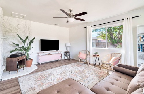 San Miguel House | Secluded and stylish house on spacious property