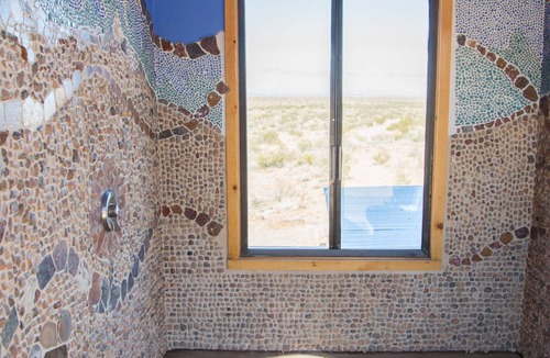 Ridgecrest Cabin | Secluded Desert House-Gateway to Death Valley
