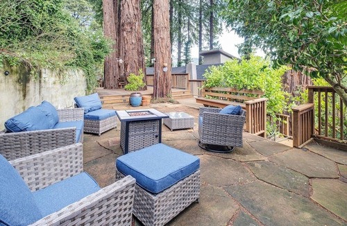 Mill Valley House | Secluded Downtown Modern Lux Retreat in Redwoods