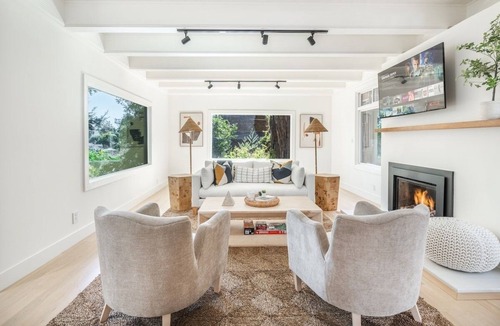 Mill Valley House | Secluded Downtown Modern Lux Retreat in Redwoods