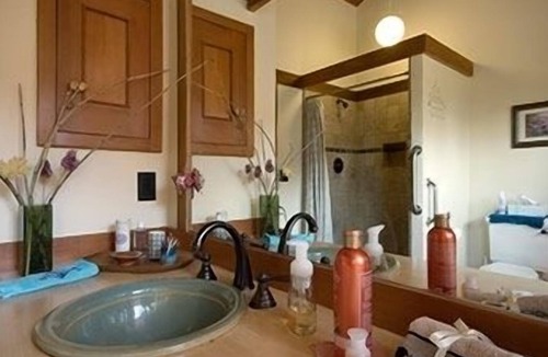Alpine Village Cottage | Secluded Hideaway Cottage By Mt Stream Near Hiking, Biking, Skiing, Hot Springs