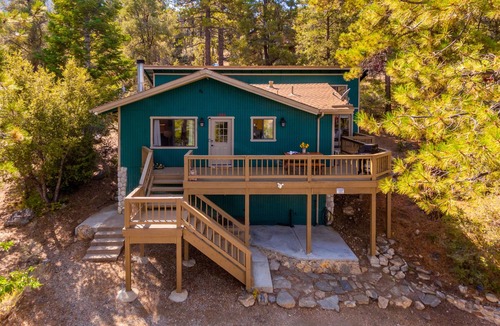 Pine Mountain Club Cabin | Secluded Lookout Mtn Cabin/Private HotTub/Custom Russian Sauna/Arcade