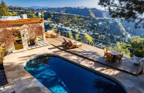 Hollywood Hills West Villa | Secluded Luxury Hollywood Hills Retreat