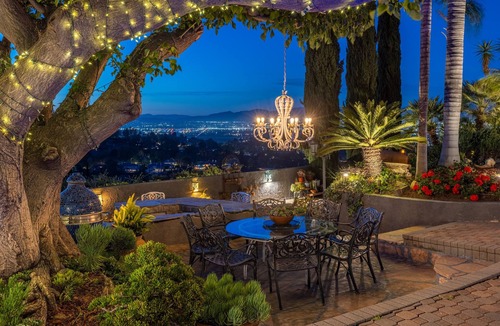 Encino House | Secluded Mediterranean villa in the hills
