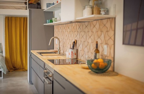 Ojai Apartment | Secluded pool house retreat in Ojai