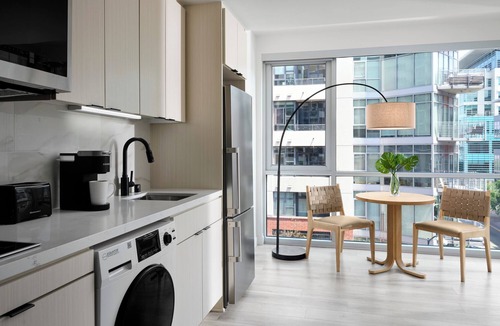East Village Apartment | Sentral Gaslamp Quarter