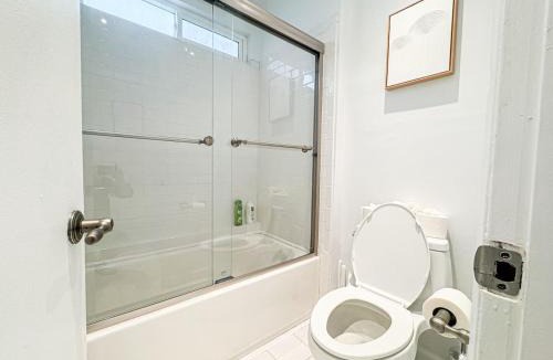 Culver - West House | Serene 1-BR Haven Near Ocean Views - VE4-VE