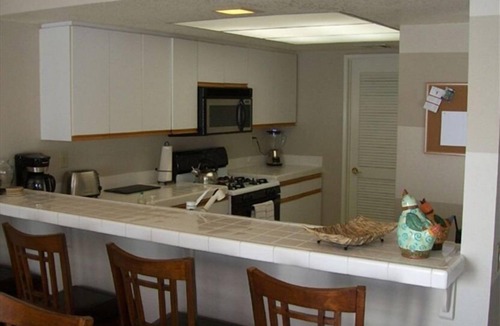 Cathedral City Condo | Serene Condo with Intoxicating Mountain, Pool and Pond Views