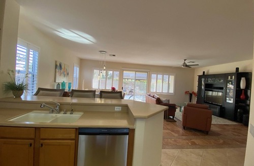 Desert Palms House | Serene Fountain Desert Home (55+) w/Golf Cart