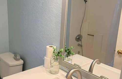 Lake Elsinore House | Serene home by lake; private bed & bath