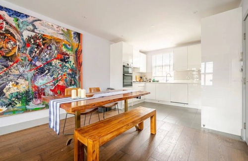 Golborne Apartment | Serene Luxury Notting Hill Townhouse