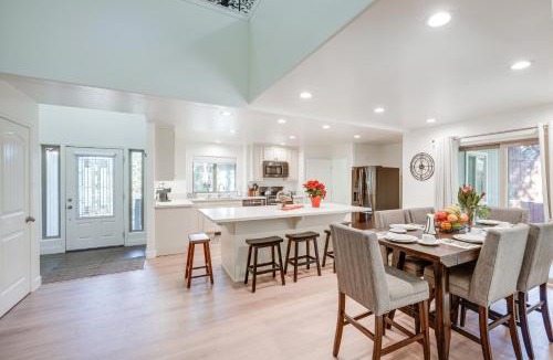 Pine Mountain Club House | Serene Pine Mountain Club Home with Pool Access!