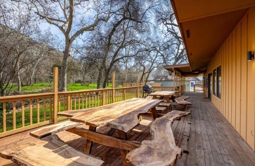 Kaweah House | Serene Riverfront Home - 150 yds from the River