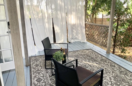 Middletown Cabin | Serenity Stay Mission Hills, Perfect SD Getaway