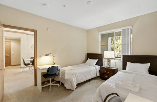 Irvine Business Complex Other | Shared room ∙ 1 bedroom ∙ 1 guest