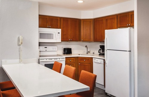 Uptown Design District Resort | Shopping, golf, mountains, nightlife!