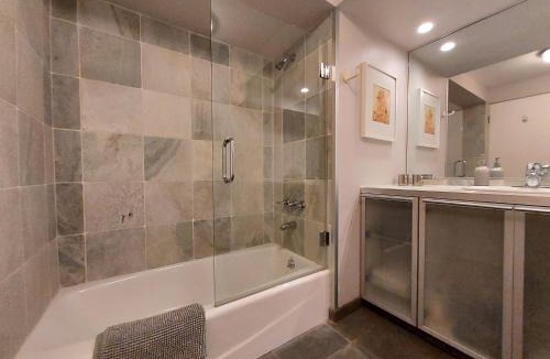 Beverly Hills House | Silver Box Beverly Hills