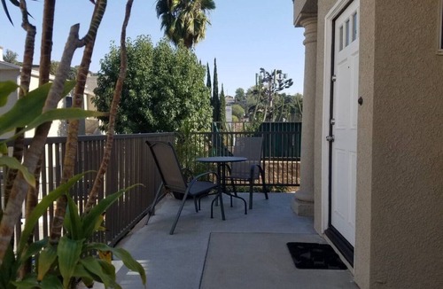 Silver Lake House | Silver Lake Hidden Jewel