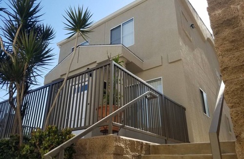 Silver Lake House | Silver Lake Hidden Jewel