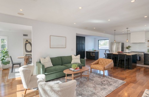 Silver Lake House | Silver Screen by AvantStay | Luxe Backyard Escape