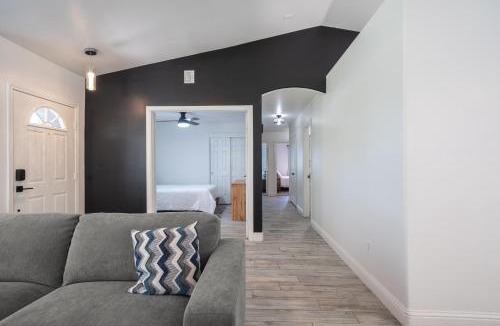 Pumpkin Center House | Simple Home for Work or Travel