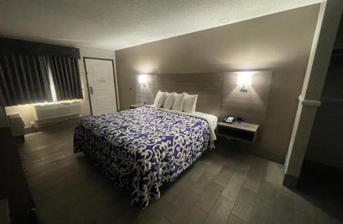 San Bernardino Hotel | SimpleStay Suites - Downtown San Bernardino