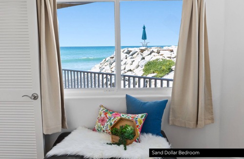 South Oceanside House | Single Family Beachfront Home with a Spa P1427-0