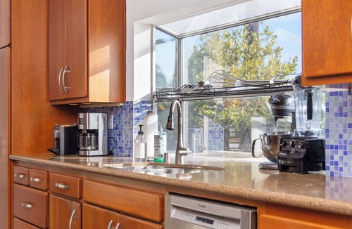 Ivey Ranch - Rancho Del Oro House | Single Story Home with pool/spa and just 10 minutes to the Beach!