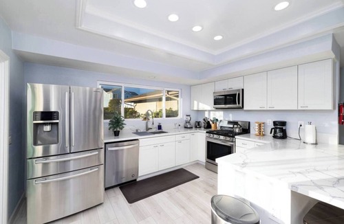 Laguna Niguel House | Single Story w Backyard & Views (Plumeria Perch)