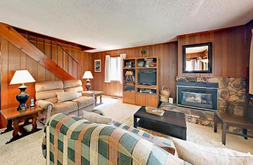 Tahoe Island House | Sky Meadows Charmer