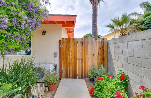 San Fernando Apartment | Sleek San Fernando Studio about 14 Mi to Universal