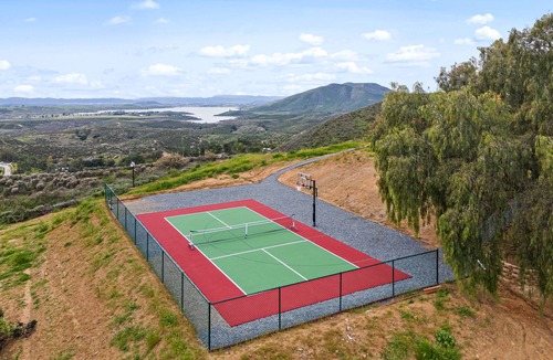 Temecula House | Slice of Heaven by AvantStay | Breathtaking Views!