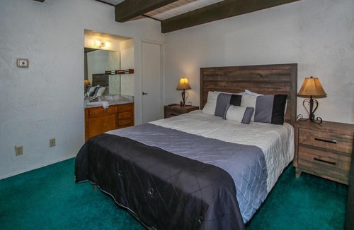 Big Bear Lake Apartment | Snow Summit Townhouse