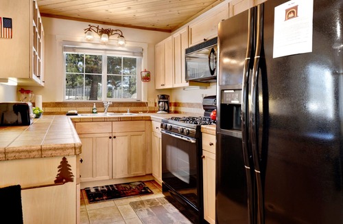 Big Bear Lake Cabin | Snuggle Down Village Cottage at Big Bear Lake