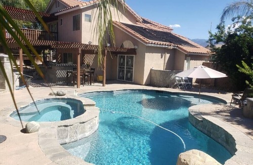 Valle Vista House | Soboba casino Oasis -Bar/Pools Hot Tub/Fire Pit