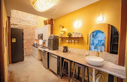Lower State Hostel | Social Stays