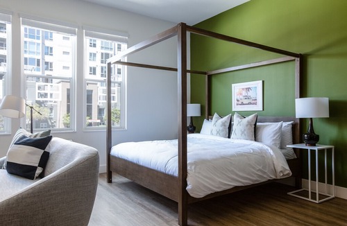 Downtown San Diego Apartment | Sonder | State Suites | Lively Studio
