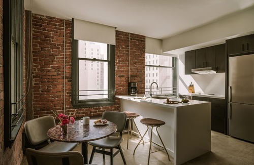 Downtown Los Angeles Apartment | Sonder The Winfield | Superior One-Bedroom Apartment