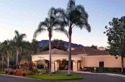 Camarillo Hotel | Sonesta Select Camarillo