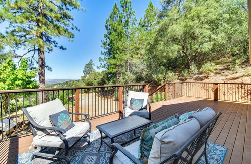 Sonora House | Sonora Hilltop Home: Scenic Views, Pet Friendly!
