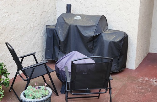 Central San Mateo House | Soothing townhome in San Mateo. 10 mins from sfo airport