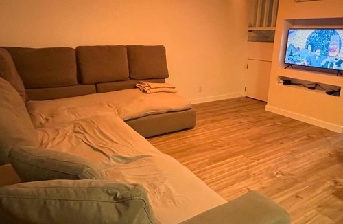 La Presa House | Soothing townhome with WiFi in Spring Valley