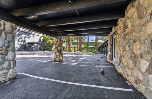 Lakeside Park Apartment | South Lake Chalet #6-New Boutique Suite-Minutes to Heavenly & Lake Tahoe